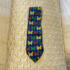 🌈 Lovely Vintage butterfly tie
